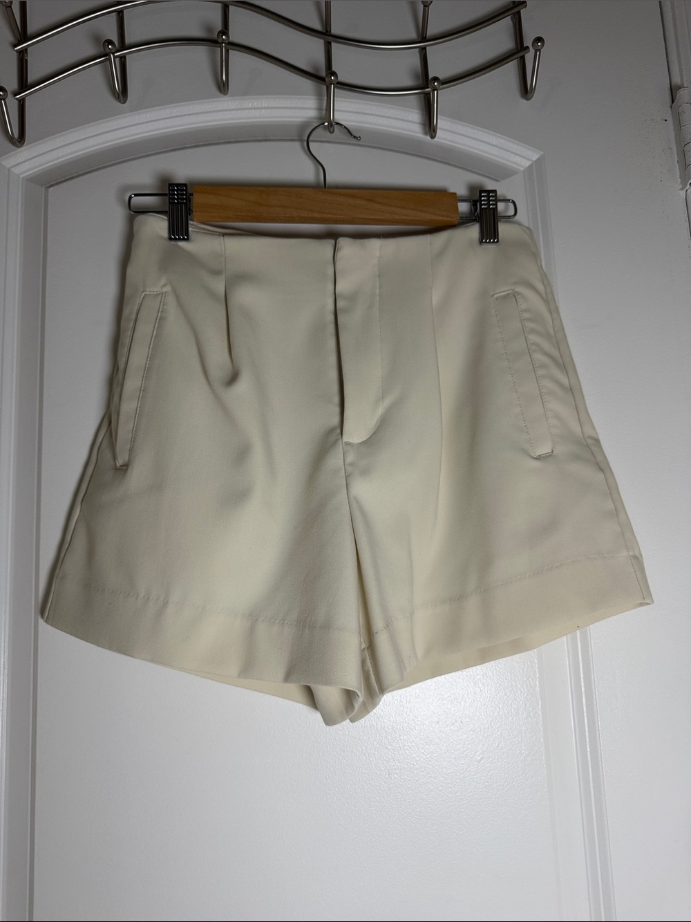 a new day Cream High-Waist Tailored Shorts